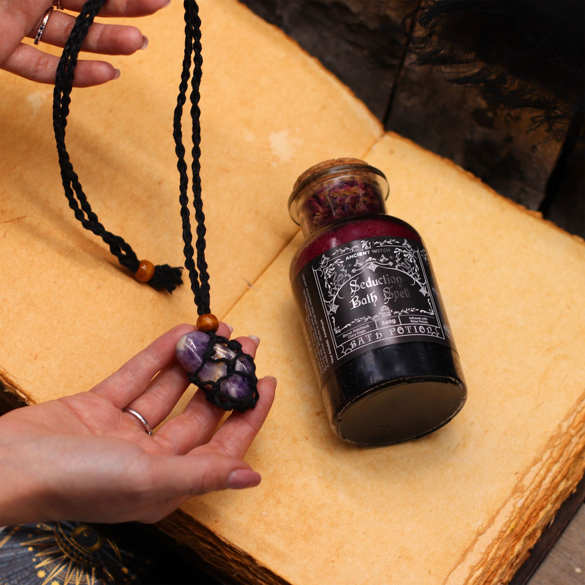 Ancient Witch Bath Spell Potion & Aventurine Crystal Amulet - Prosperity