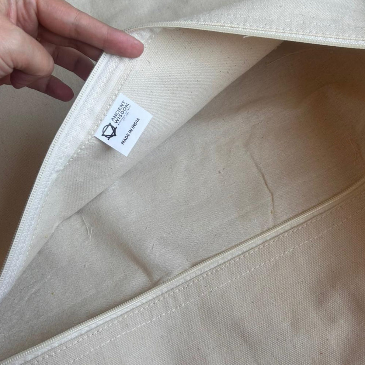 Classic Cushion Cover - Neutral Geo Creme - 45x45cm