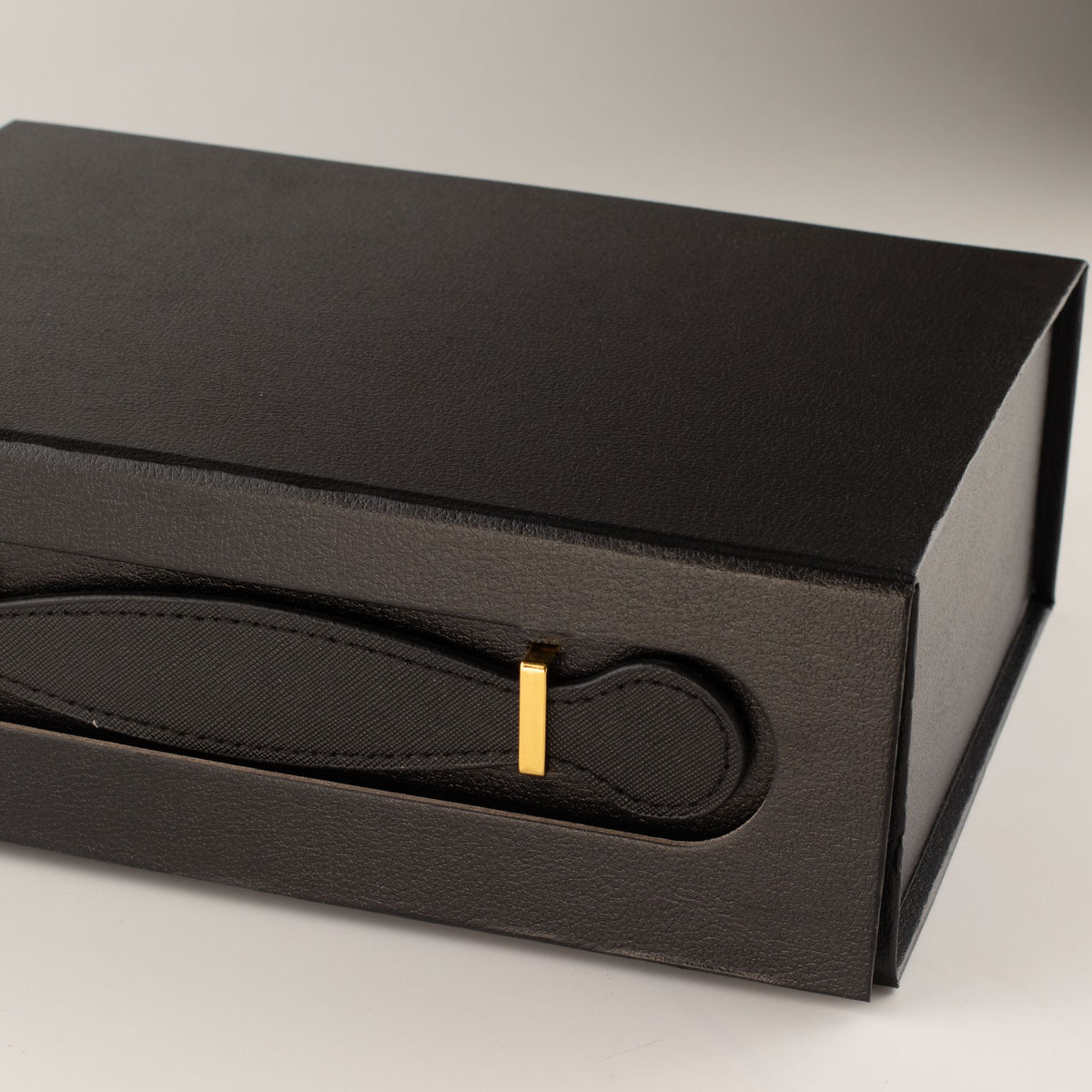 Flat Pack Gift Box - Med Hamper  (24x18.2x8cm) - Black